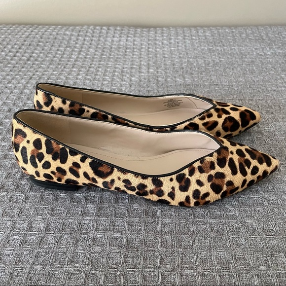 MARC FISHER ANALIALY Pony print flats NW… - Picture 5 of 8